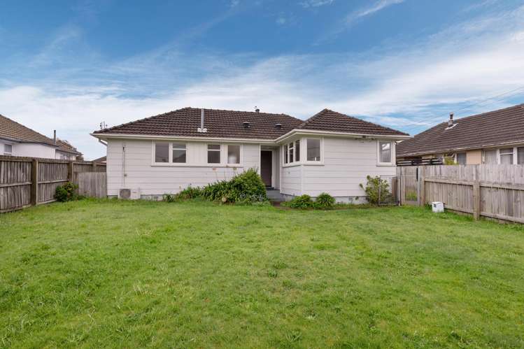 33 Eureka Street Aranui_1