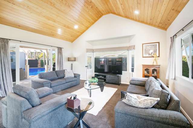 11 Waru Nui Court Orewa_1