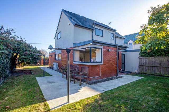 2/10 Nortons Road Avonhead_1