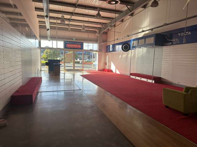 Unit 2, 1 Struthers Place Waiwhakaiho_3