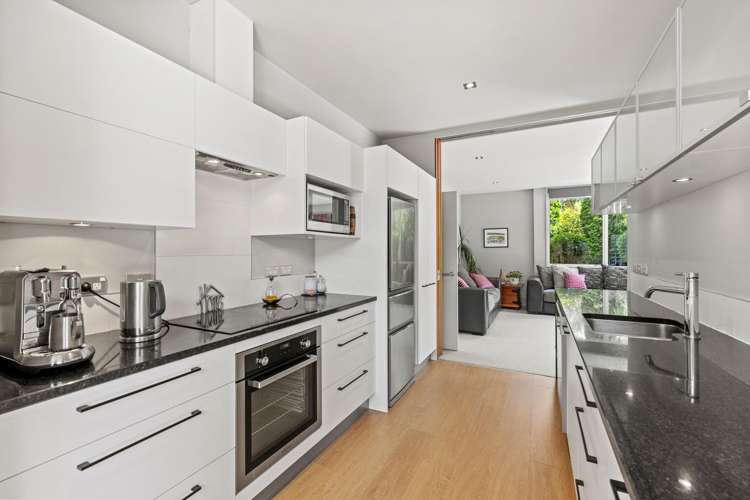 435 Ilam Road Bryndwr_4