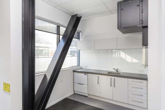 LVL 1/310  Tuam Street City Centre_4