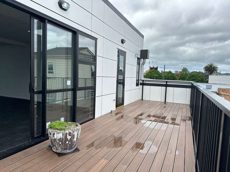 3067 Great North Road New Lynn_7