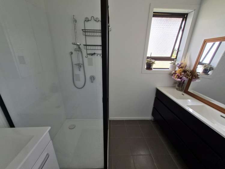 23 Kirikiri West Road Kopu_17