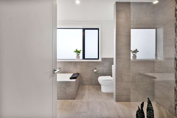 16a Links Drive Waiwhakaiho_16