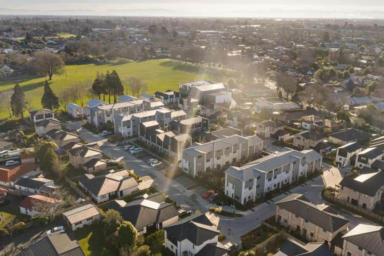 2/81 Mohua Lane Upper Riccarton_12