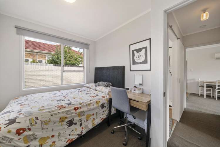 1/4046 Great North Road Glen Eden_10