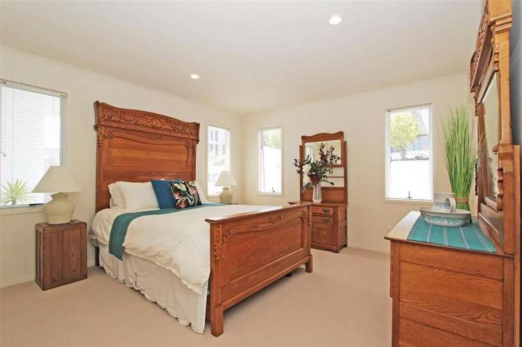 19 Commodore Place Britannia Heights_7