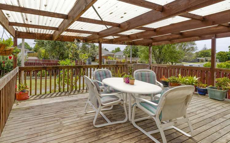 15 Kervil Avenue Te Atatu Peninsula_12