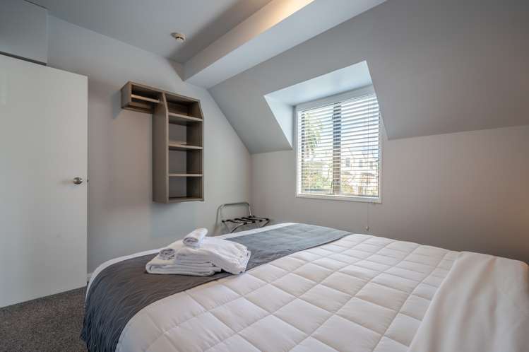 4j Aubrey Street Akaroa_6