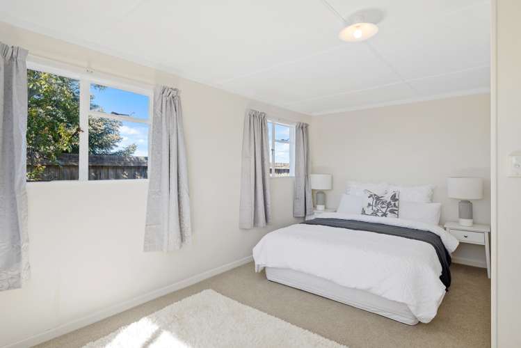 8 Minorca Lane Burwood_11