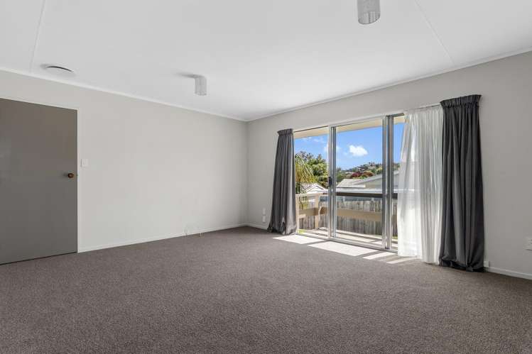 99 Sherwood Street Bellevue_16