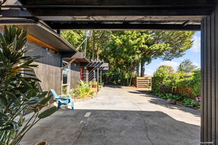 52 Collie Street Hillpark_17