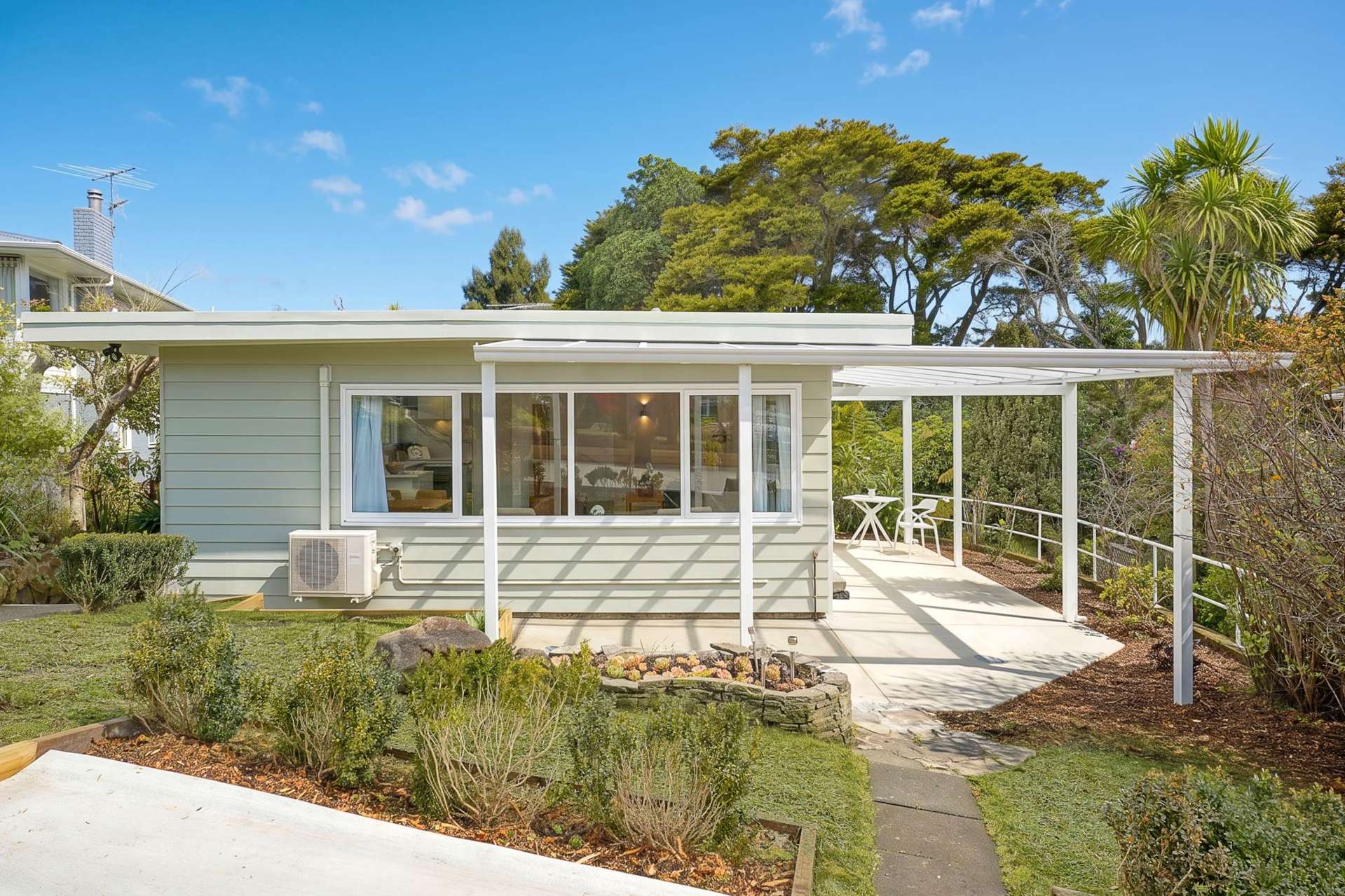 8 Nicholson Place Hillcrest_0