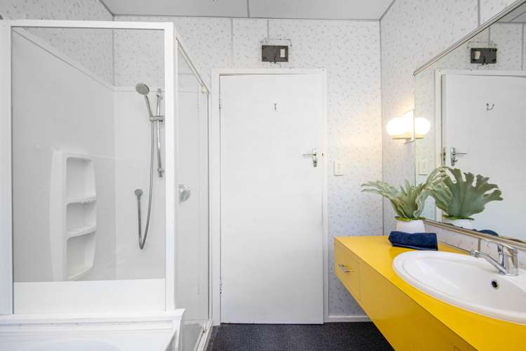 18 Cecil Road Tawa_16