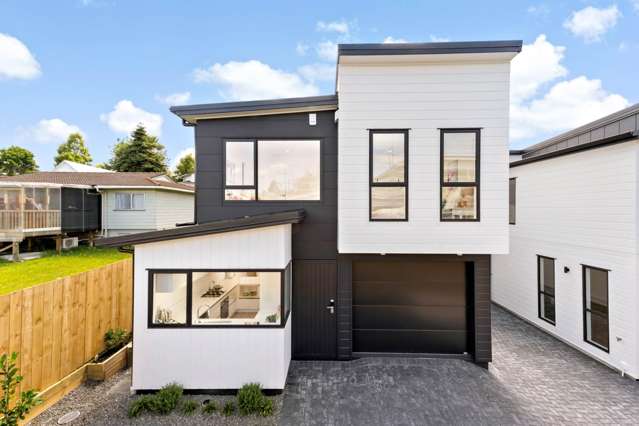 Standalone 4-Bedroom + Garage