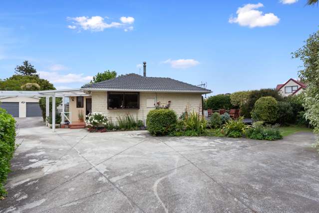 5 Collins Drive Waikuku Beach_1