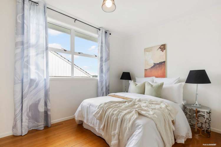 1/50 Elliott Avenue Bayview_8