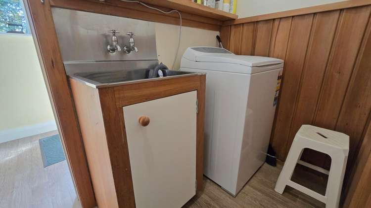 75 Revell Street Hokitika_11