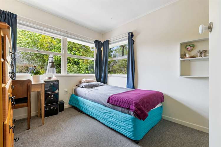 5 Earl Road Titirangi_9