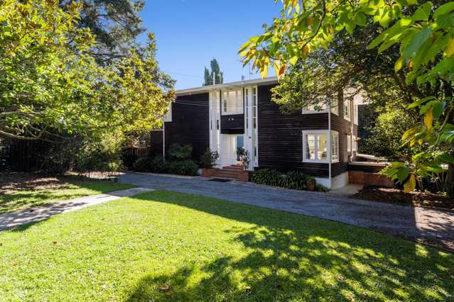 Timeless Grandeur on 3035m2 - In Heart Of Hillpark