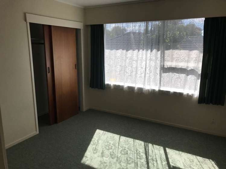 40 Royal Road Massey_9