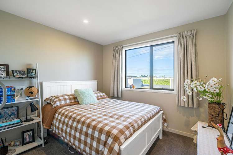 102 Findlay Road Ascot_12