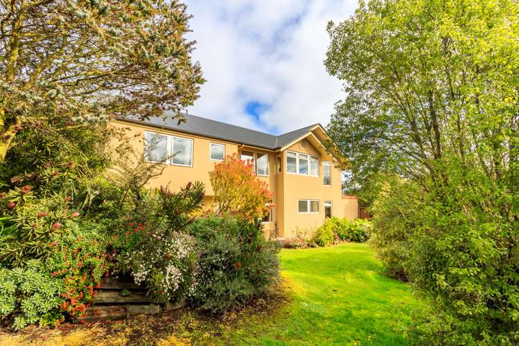 572 Portobello Road Company Bay_18