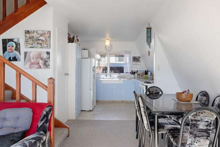 2/215 Fifteenth Avenue Tauranga South_5