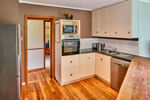 10 Kapekape Place Pukerua Bay_2