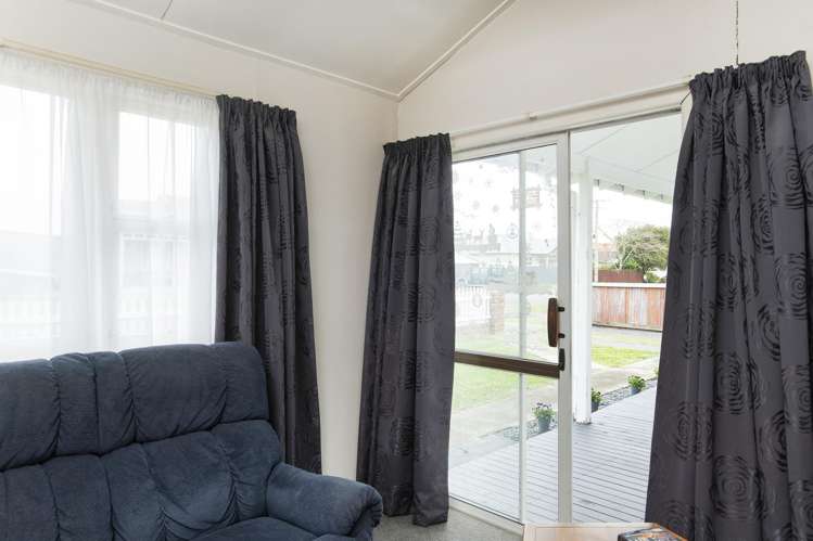 17 School Road Te Hapara_8