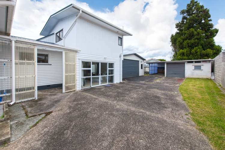 65 Wharf Road Te Atatu Peninsula_16
