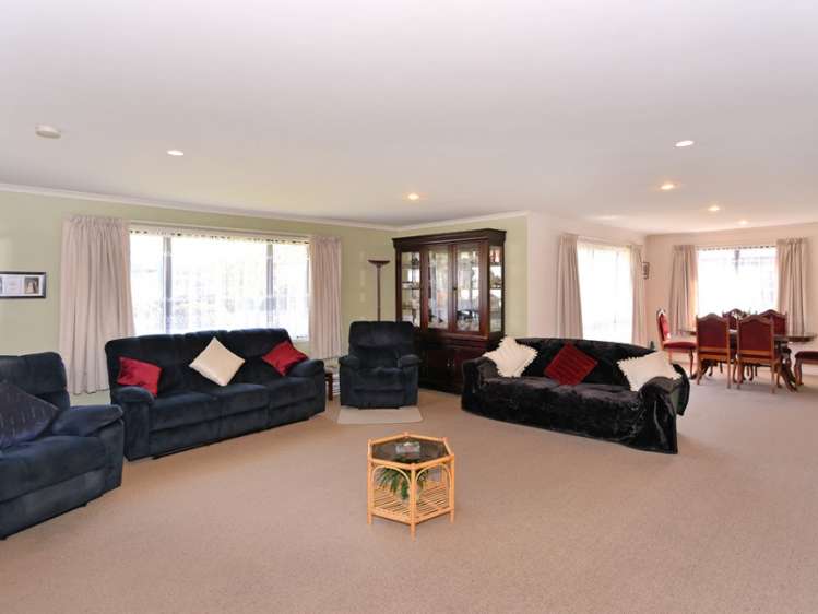 31 Hollybush Drive Brightwater_3