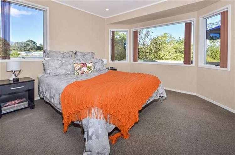8 Tree View Avenue Glenfield_12