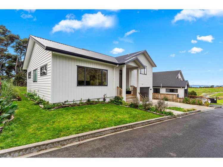 5 Libertia Lane Orewa_33