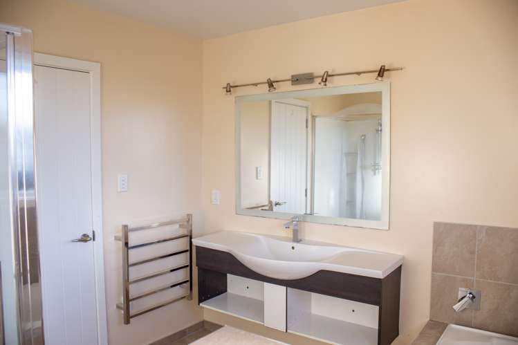 13 Steele Street Hornby_9