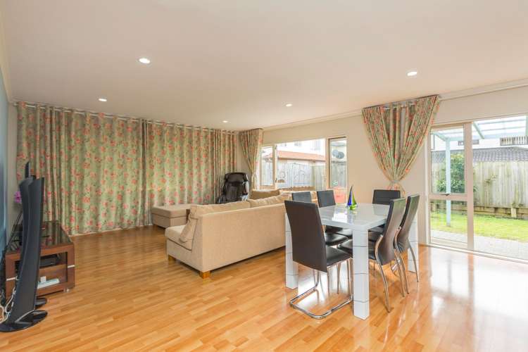 25 Maypark Crescent Flat Bush_11