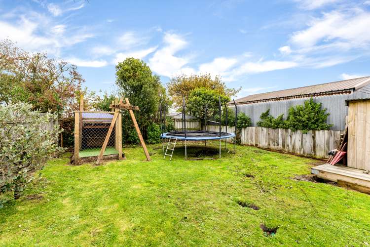 12 Crest Street Tainui_22