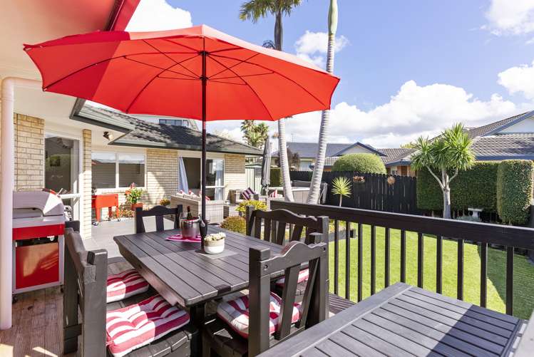 39 Moyrus Crescent East Tamaki Heights_11