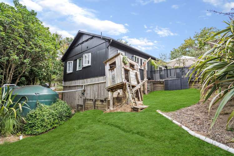 6 Karaka Road Oneroa_23