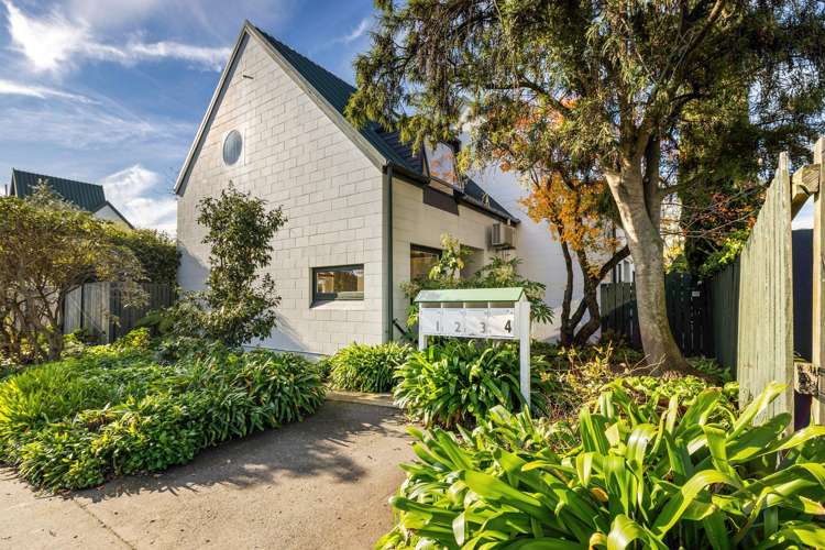 4/12 Shrewsbury Street Merivale_16