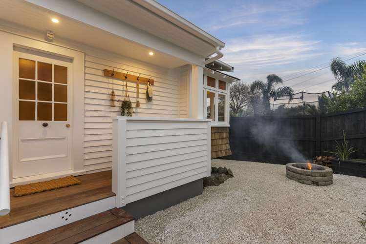 82 Lancaster Road Beach Haven_19