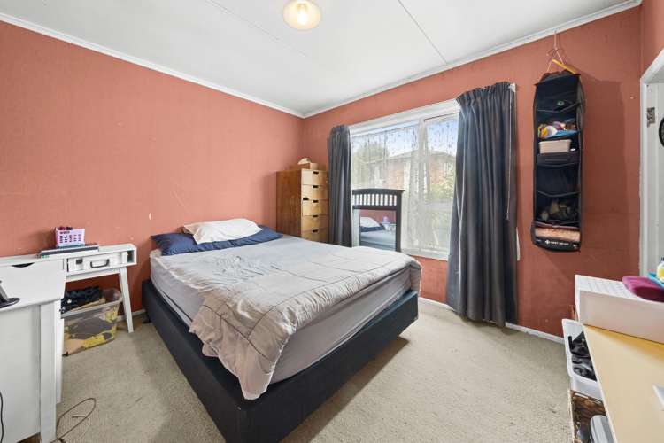 215 Buckland Road Mangere East_12