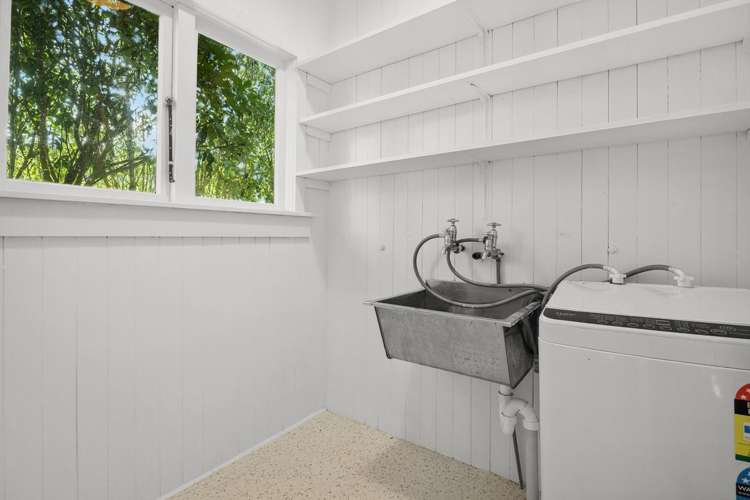 24 Antrim Street Normanby_11