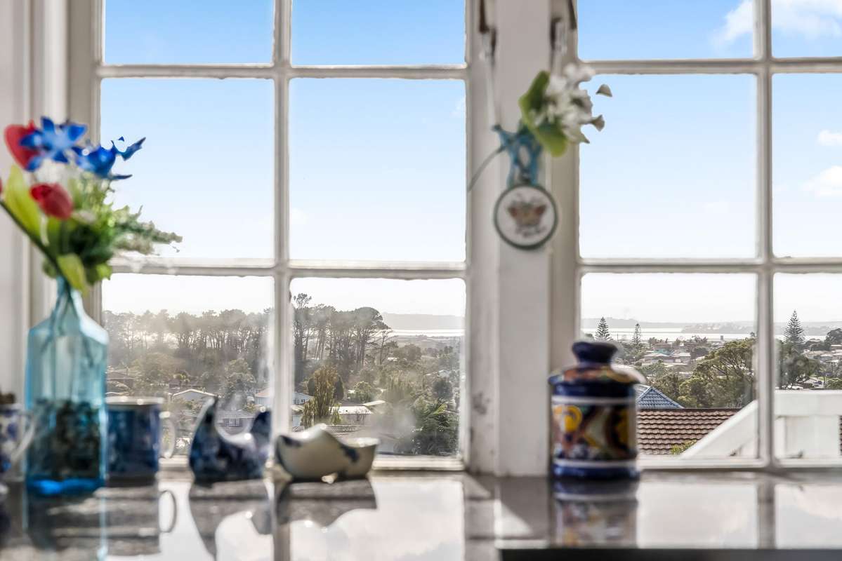 4233 Great North Road_3