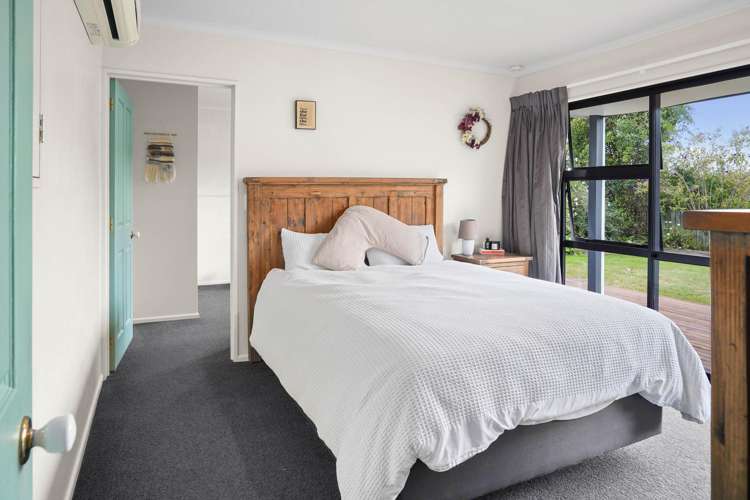 14 Olympus Way Richmond_17