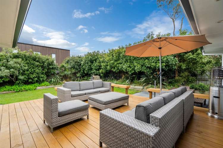 49 Eversleigh Road Belmont_16