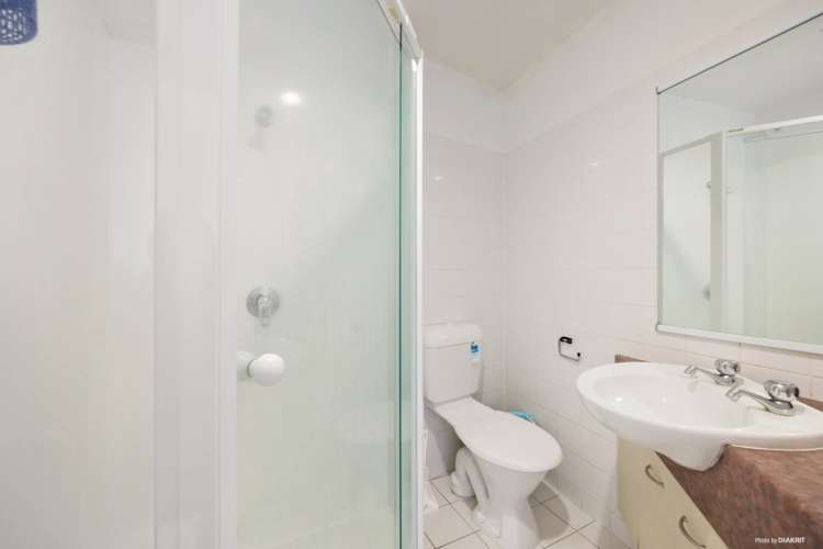 13D/33 Mount Street City Centre_7