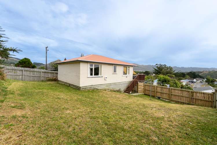 11 Dorset Grove Cannons Creek_11