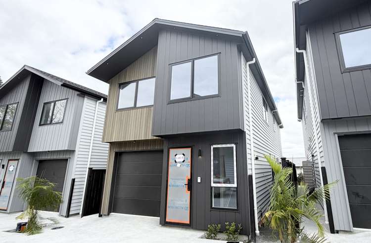 80C Tukutata Crescent Milldale_17